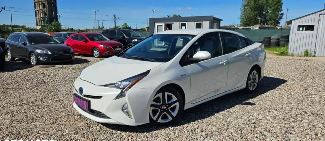 TOYOTA Prius Hybrid